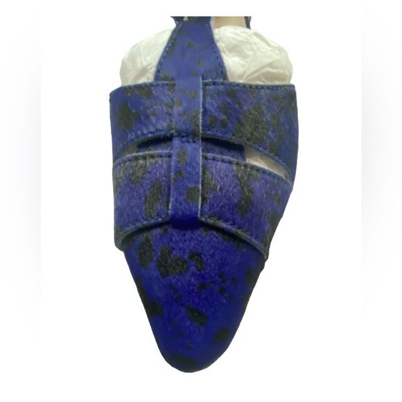 NIB Very Volatile Women’s Blue Leopard Print Flat Shoes Pointy Toe Straps-Size 7 - Picture 2 of 8